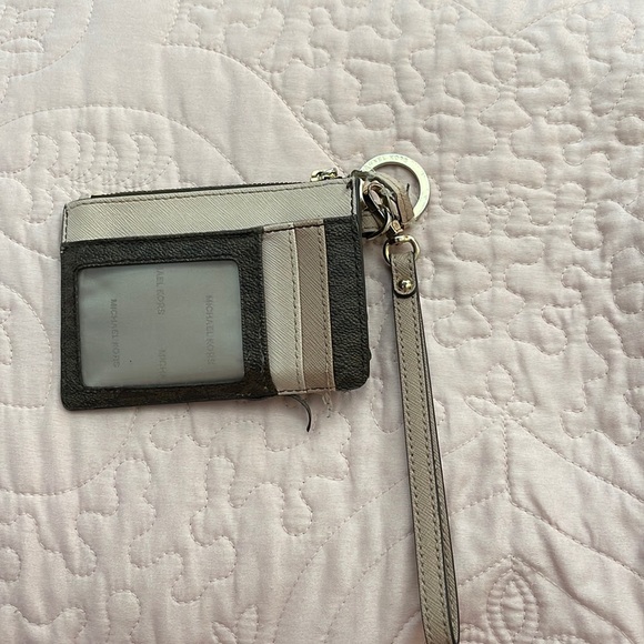 Hand wallet - Picture 1 of 2